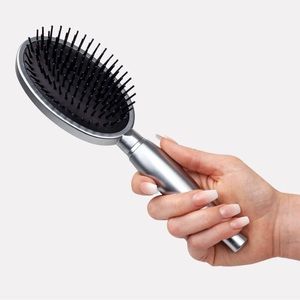 Professional Luxe Oval Detangling Brush (NWT)